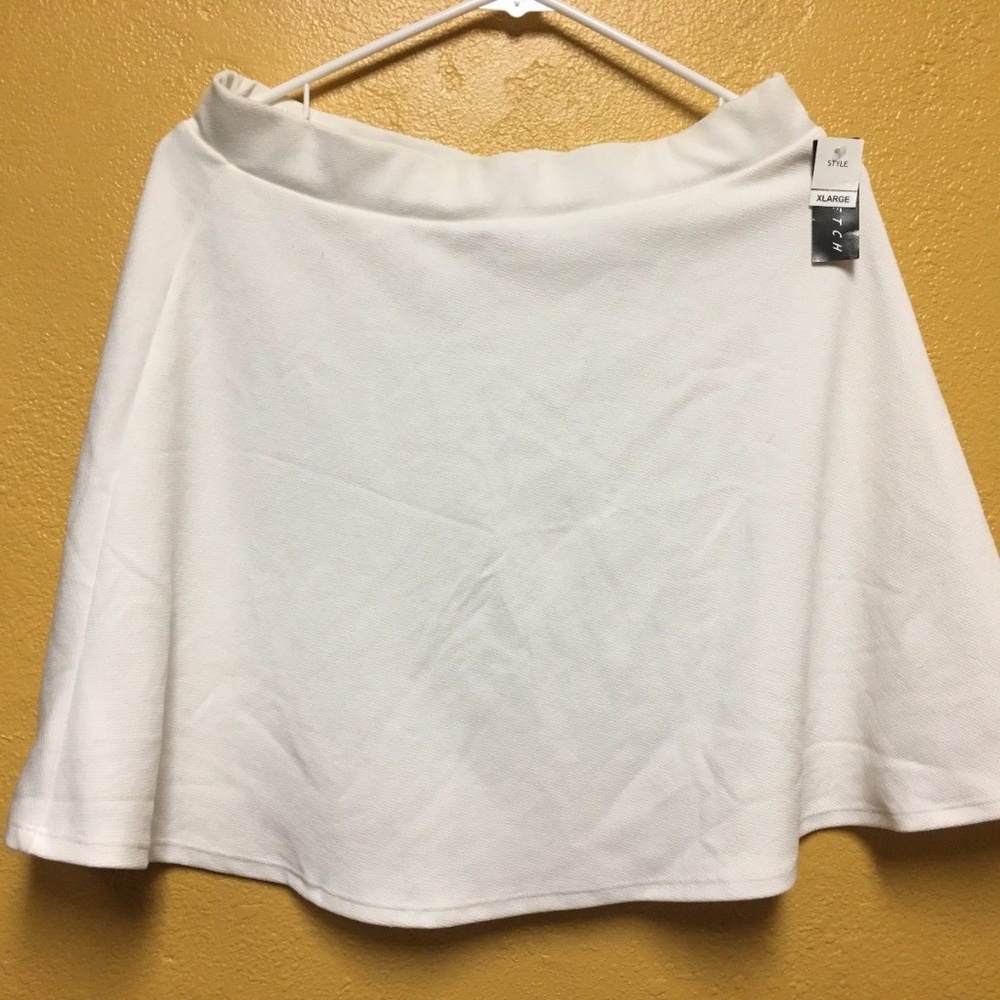 NWT Nana Mini White Stretchy Flare Skirt XL